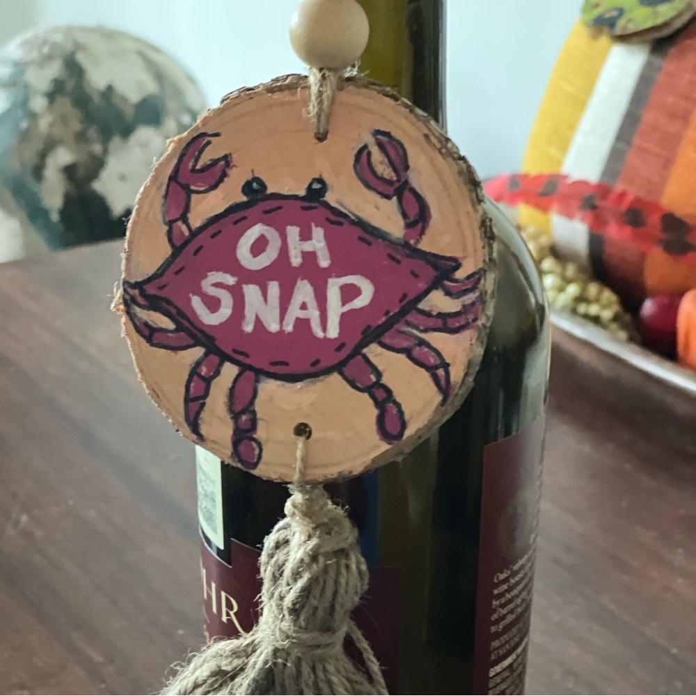 Crab Wine Bottle Charm with 'Oh Snap' Design